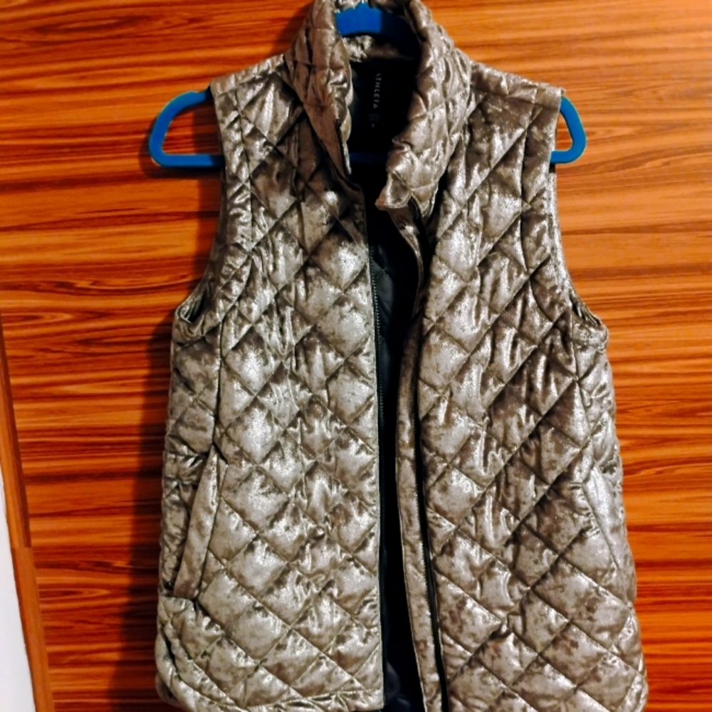 Athletica velvet vest